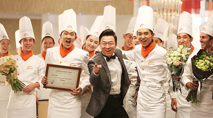 青岛新东方秋招高峰点燃职业发展新引擎，酒店管理与信息咨询服务咨询火热再现报名热潮